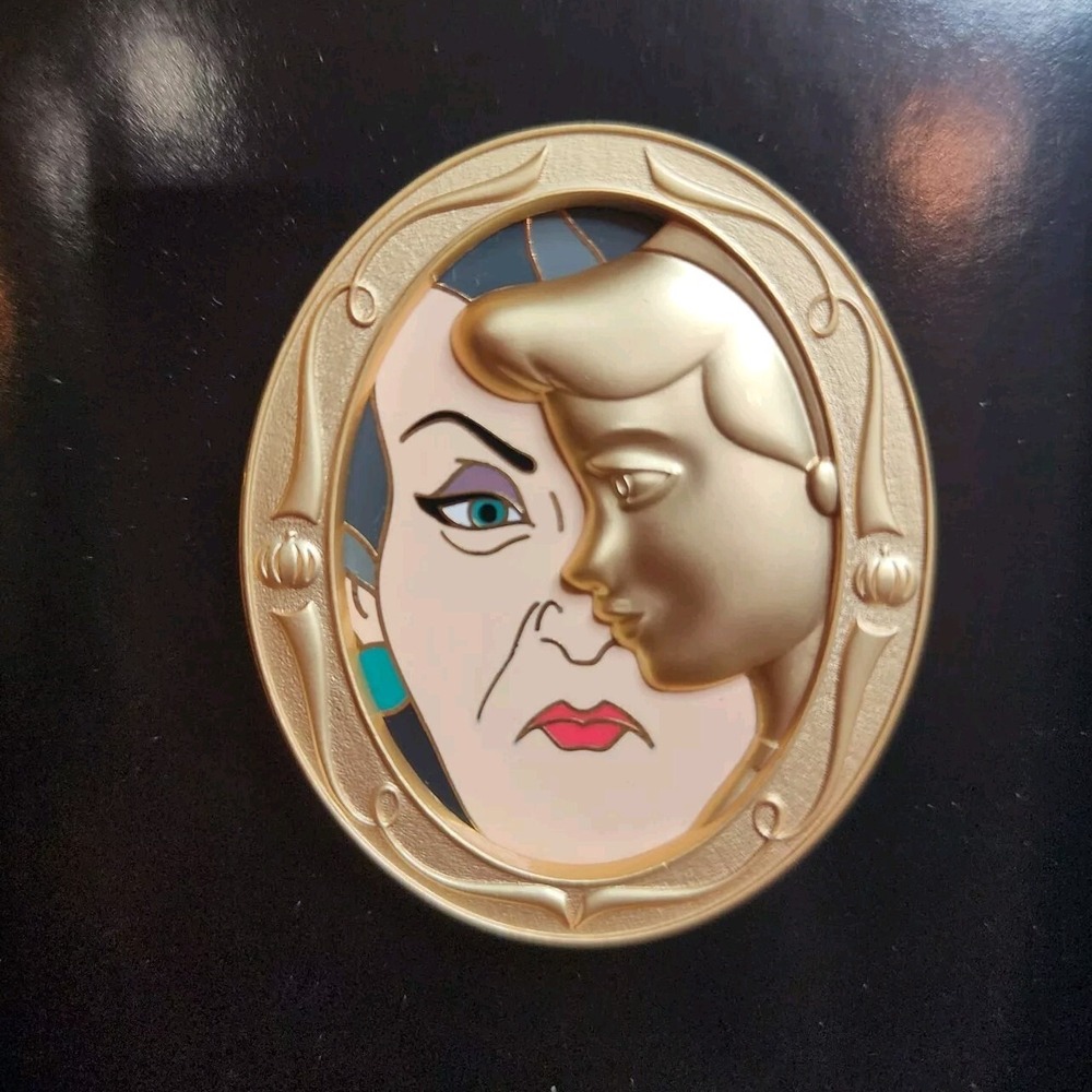 2016 Disney Duets TinLady Tremaine & Cinderella Pin Limited 3000 New